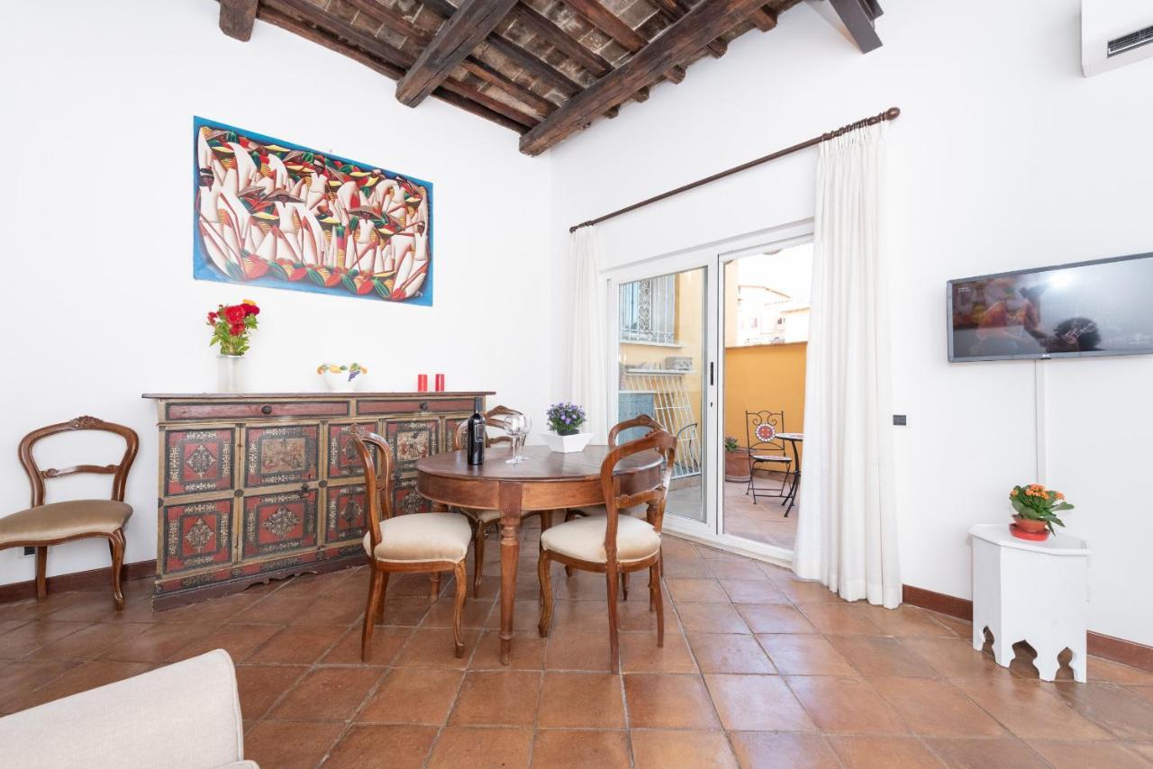 Stunning Campo De Fiori Apartment With Terrace روما المظهر الخارجي الصورة